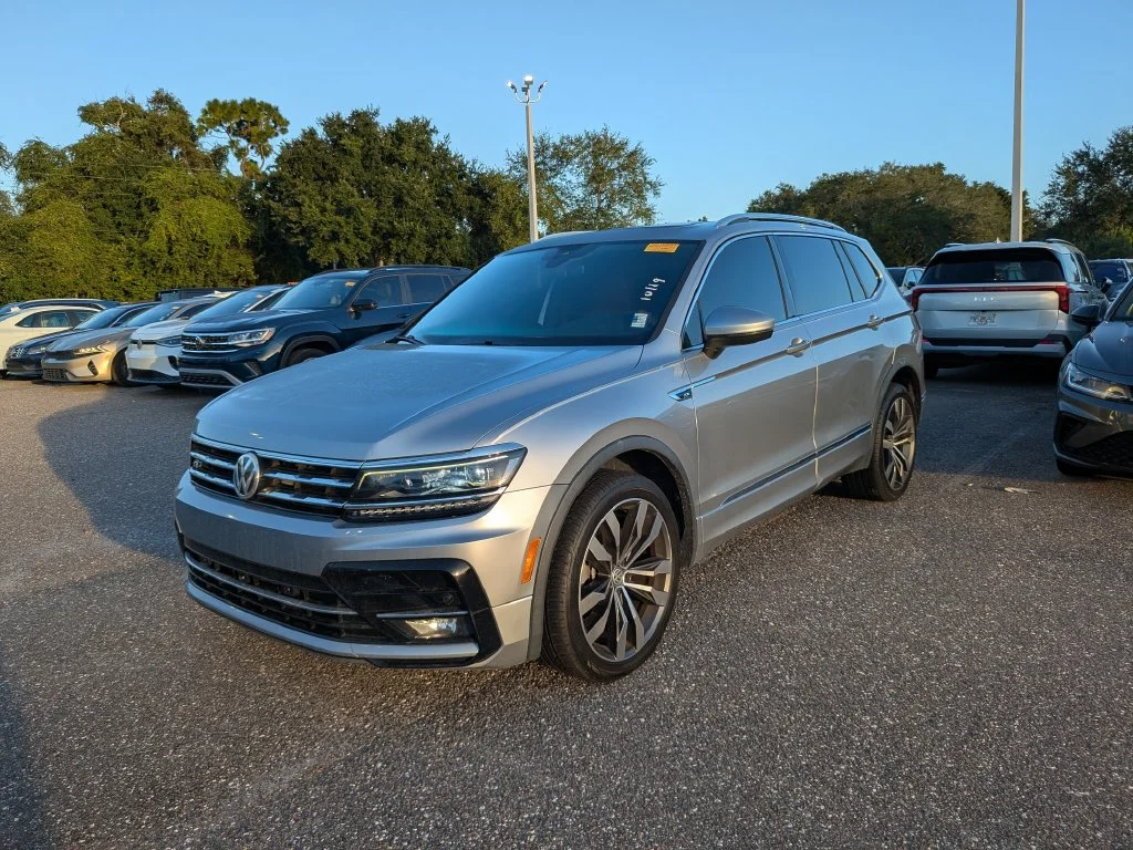 Used 2020 Silver Volkswagen 2.0T SEL Premium R-Line image 2