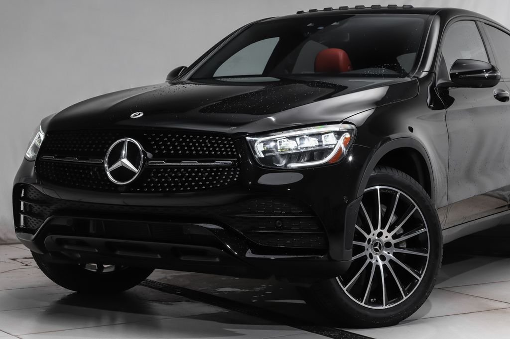 Certified Used 2023  Mercedes-Benz GLC 300 Coupe image 2