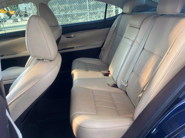 2018 Lexus ES 350 - Photo 19