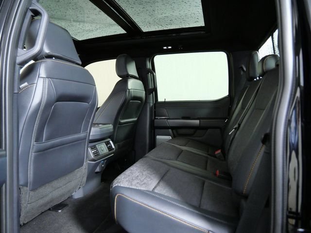 Used 2025  Ford Tremor image 14