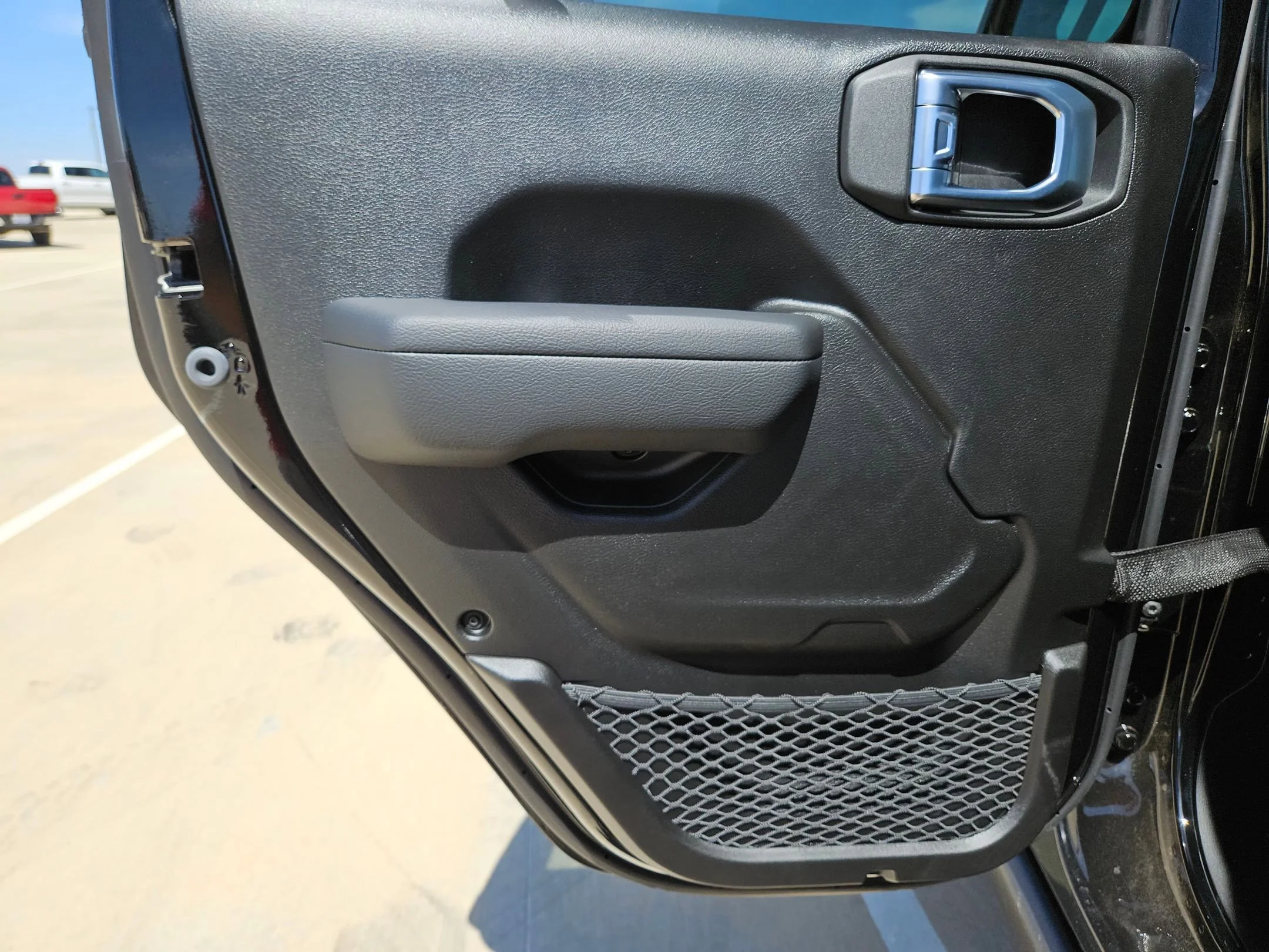 New 2026 Black Clearcoat Jeep Mojave image 14
