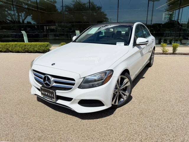 Pre-Owned 2018 Mercedes-Benz C 300