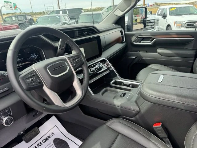 Certified Used 2025 Onyx Black GMC Denali image 17