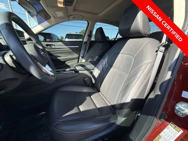 Used 2024 Red Nissan 2.5 SR image 11
