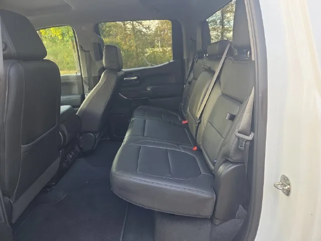 Used 2020 White GMC SLT image 26