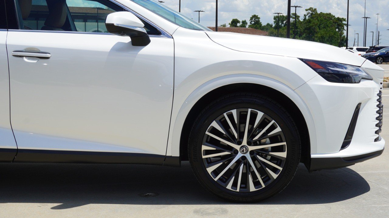 Certified Used 2025 EMINENT WHITE PEARL Lexus RX 350 Premium Plus image 9