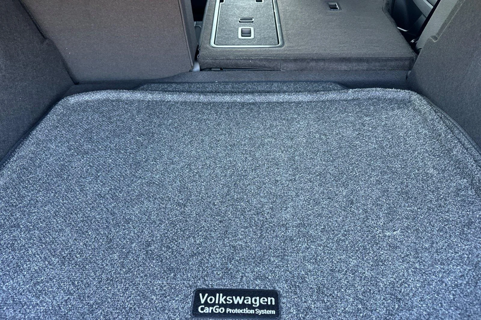 New 2026 Monument Gray Volkswagen SE image 15