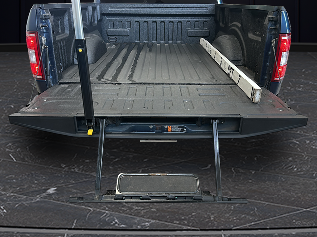 Used 2019 Blue Ford XLT image 23