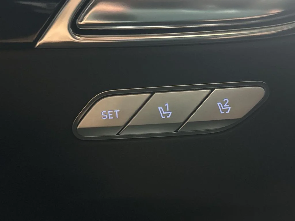 2025 GENESIS GV80 Standard - Photo 36