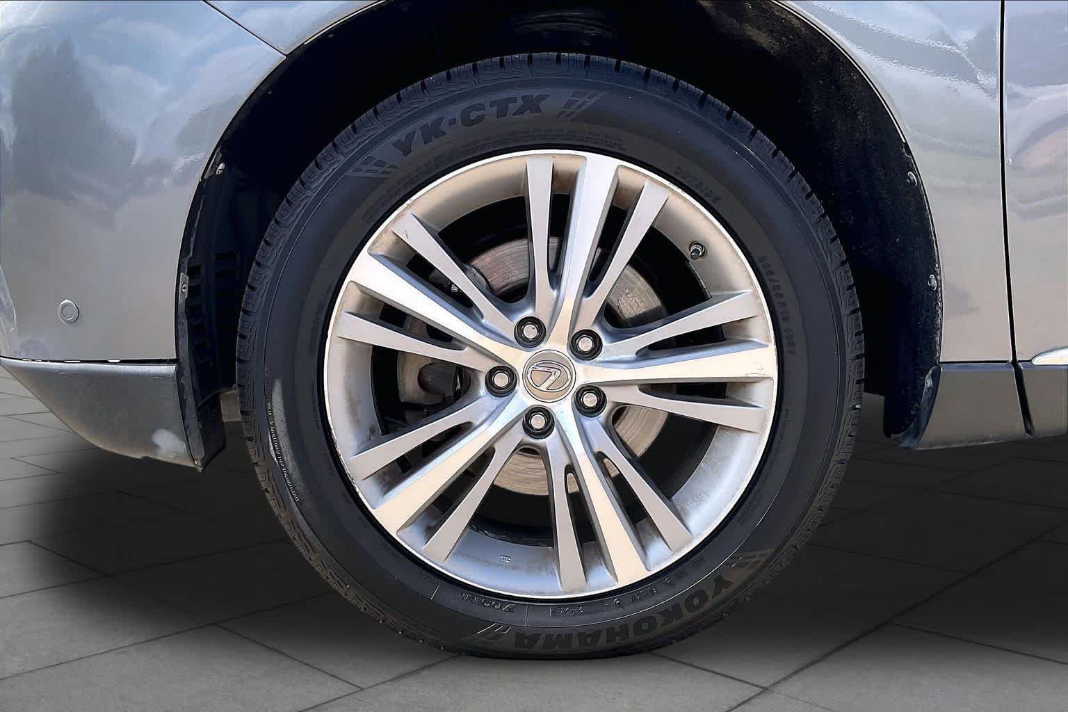 Used 2015 Nebula Gray Pearl Lexus  image 9