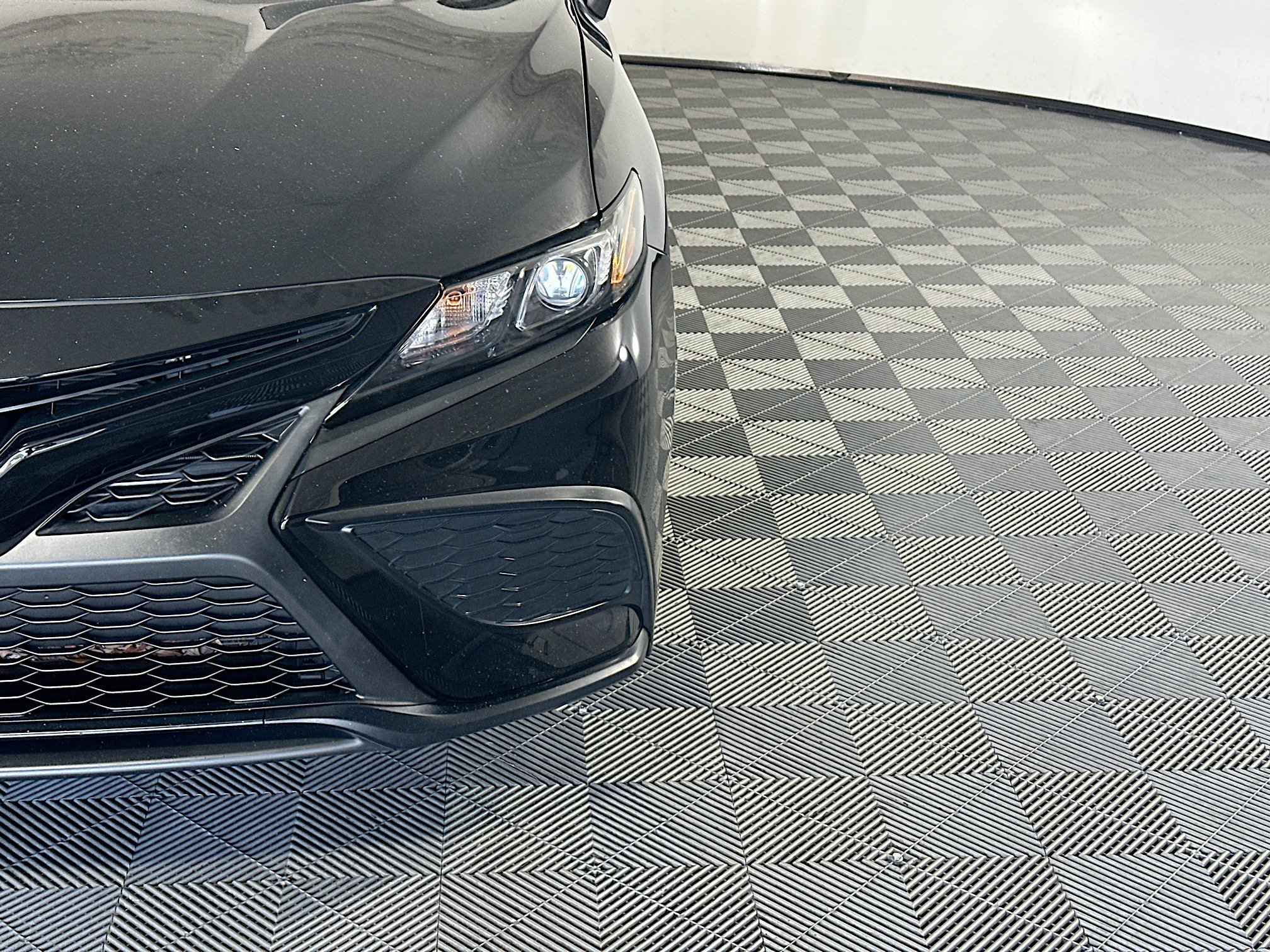Used 2023 Midnight Black Metallic Toyota SE image 9