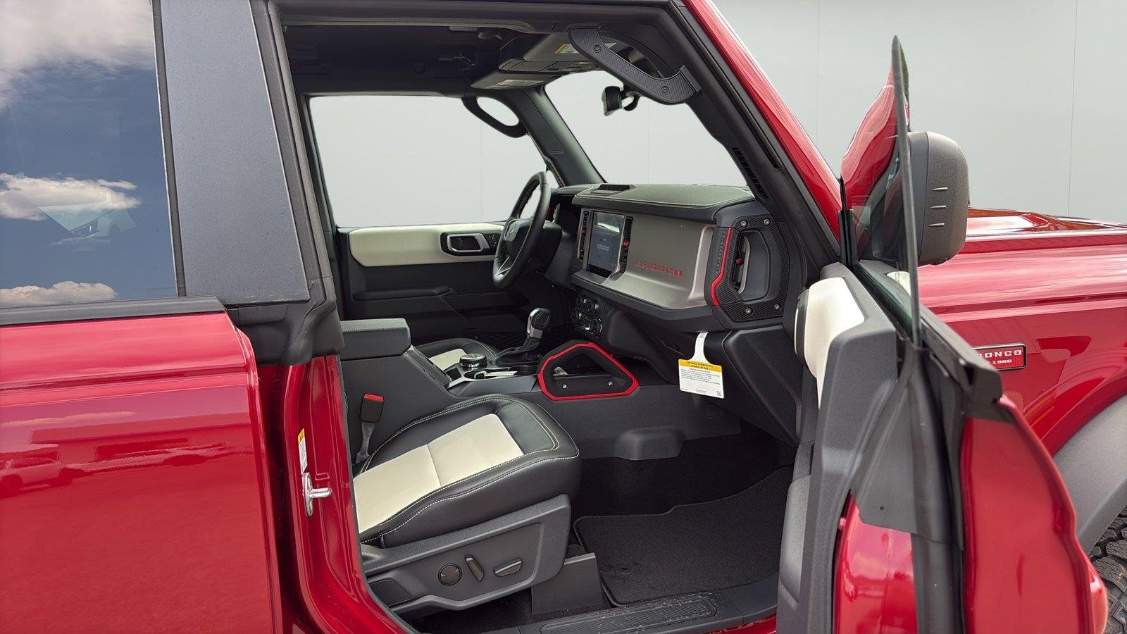 New 2026 Ruby Red Metallic Tinted Clearcoat Ford Outer Banks image 12