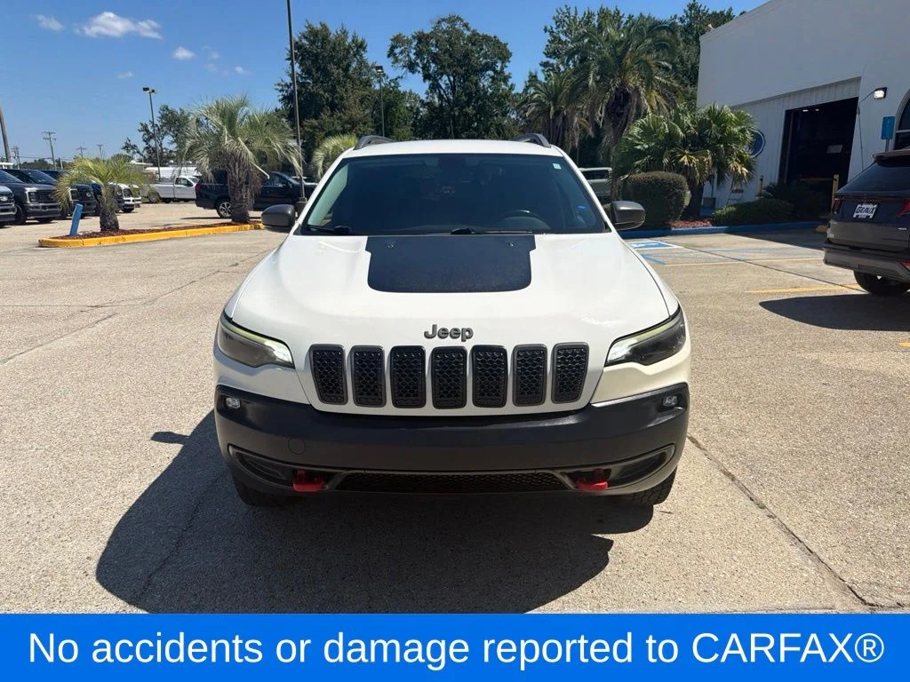 Used 2019 Jeep Cherokee Trailhawk with VIN 1C4PJMBX5KD281155 for sale in Waveland, MS