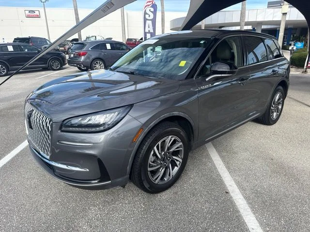 Certified Used 2024 Gray Metallic Lincoln Premiere image 5