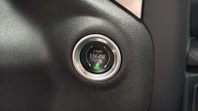 Used 2020 SUMMIT WHITE Chevrolet LTZ image 29