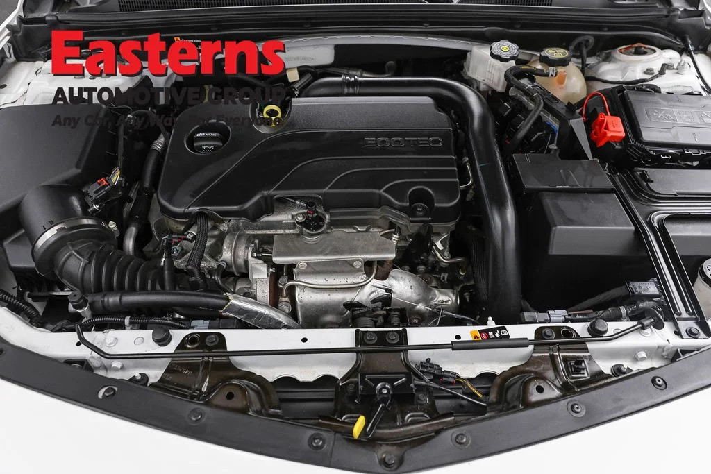Used 2024 White Chevrolet LT image 7