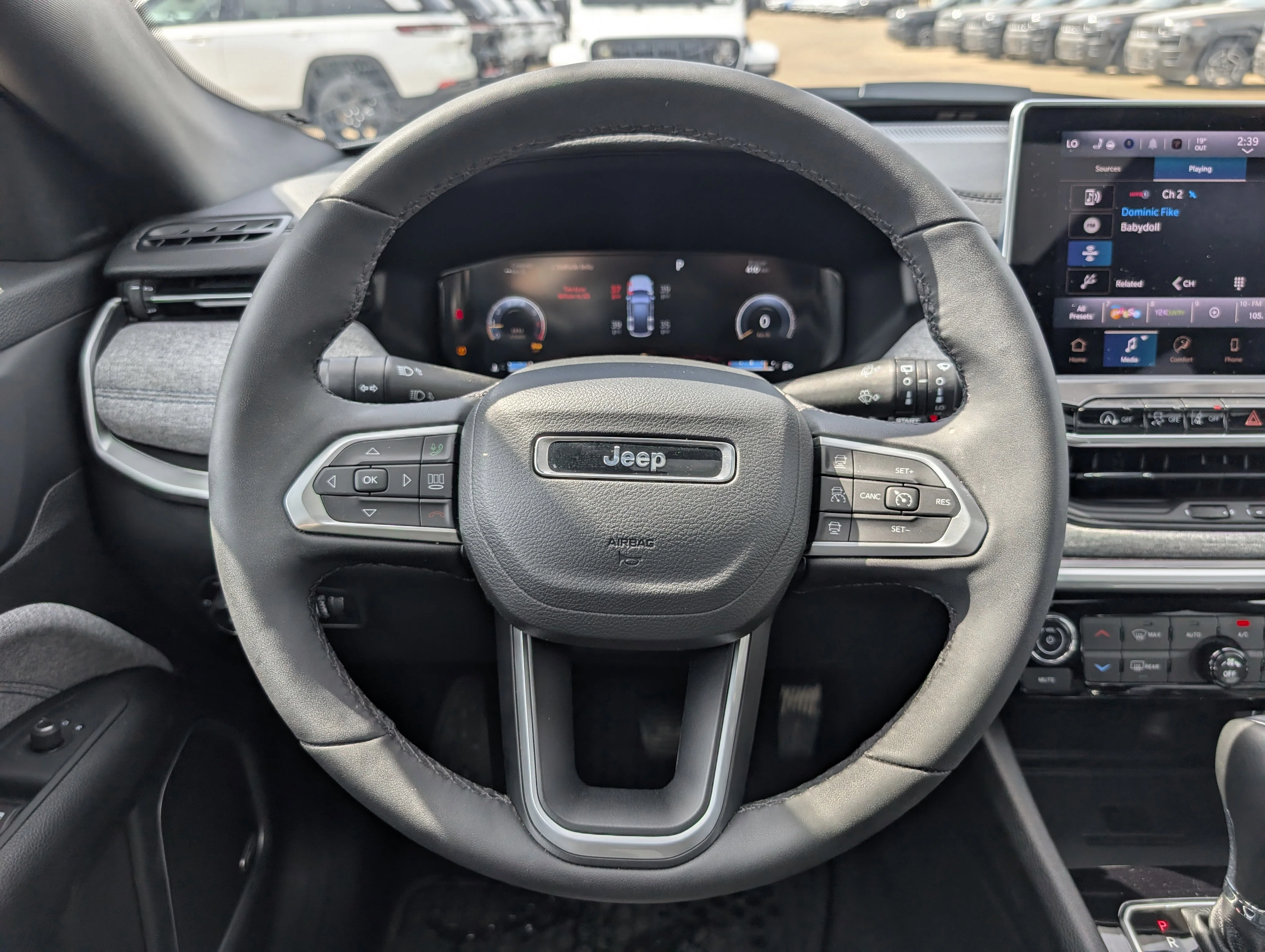 New 2025 Silver Zynith Metallic Jeep North image 23