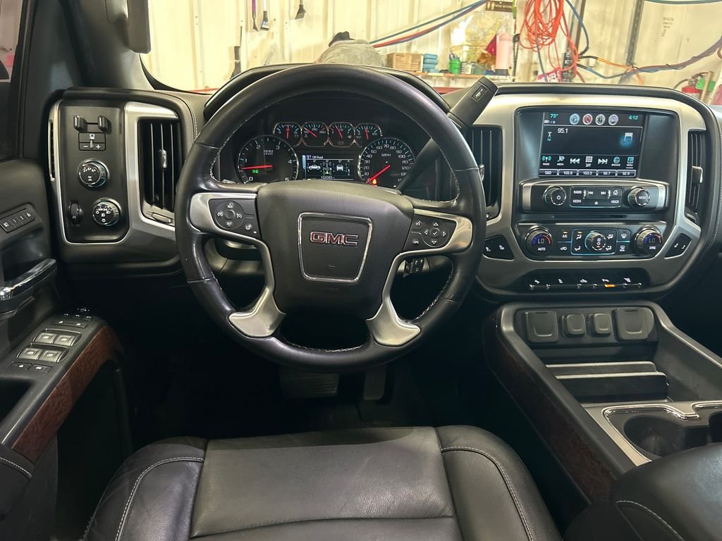 Used 2019 Red GMC SLT image 17
