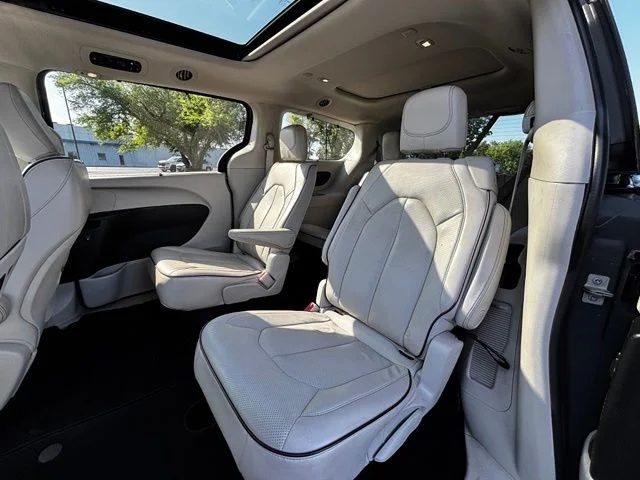 2020 Chrysler Pacifica Limited - Photo 22