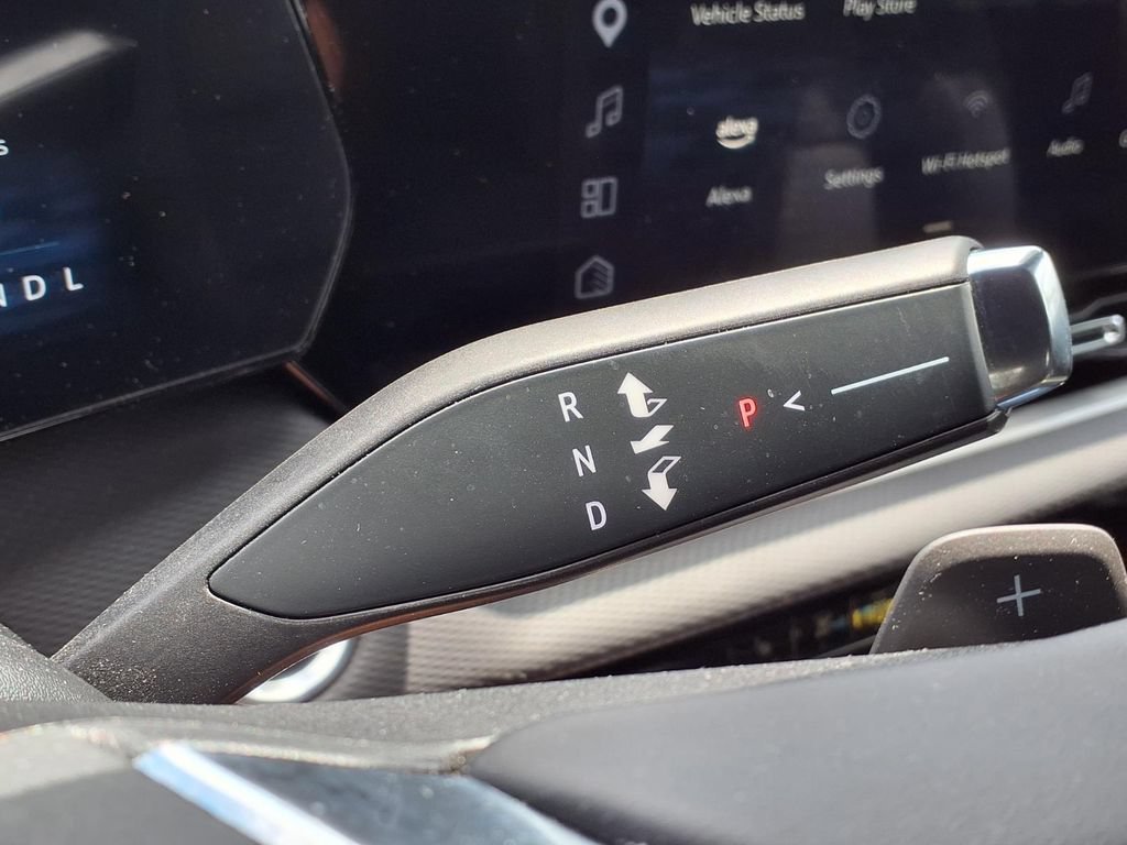Used 2025 Lakeshore Blue Metallic Chevrolet LT image 22