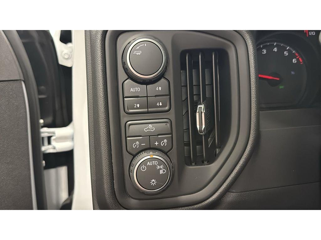 2026 Chevrolet Silverado 1500 Custom Trail Boss - Photo 18
