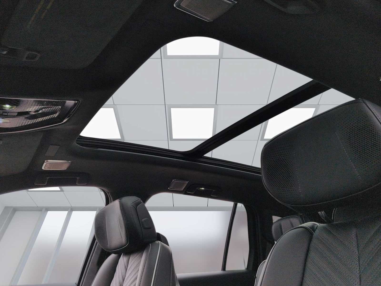 2026 Cadillac VISTIQ Platinum Sport - Photo 23