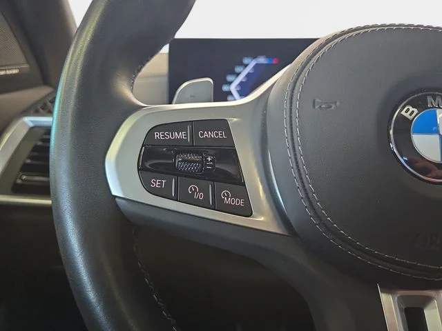 Used 2024 Gray BMW M60i image 20