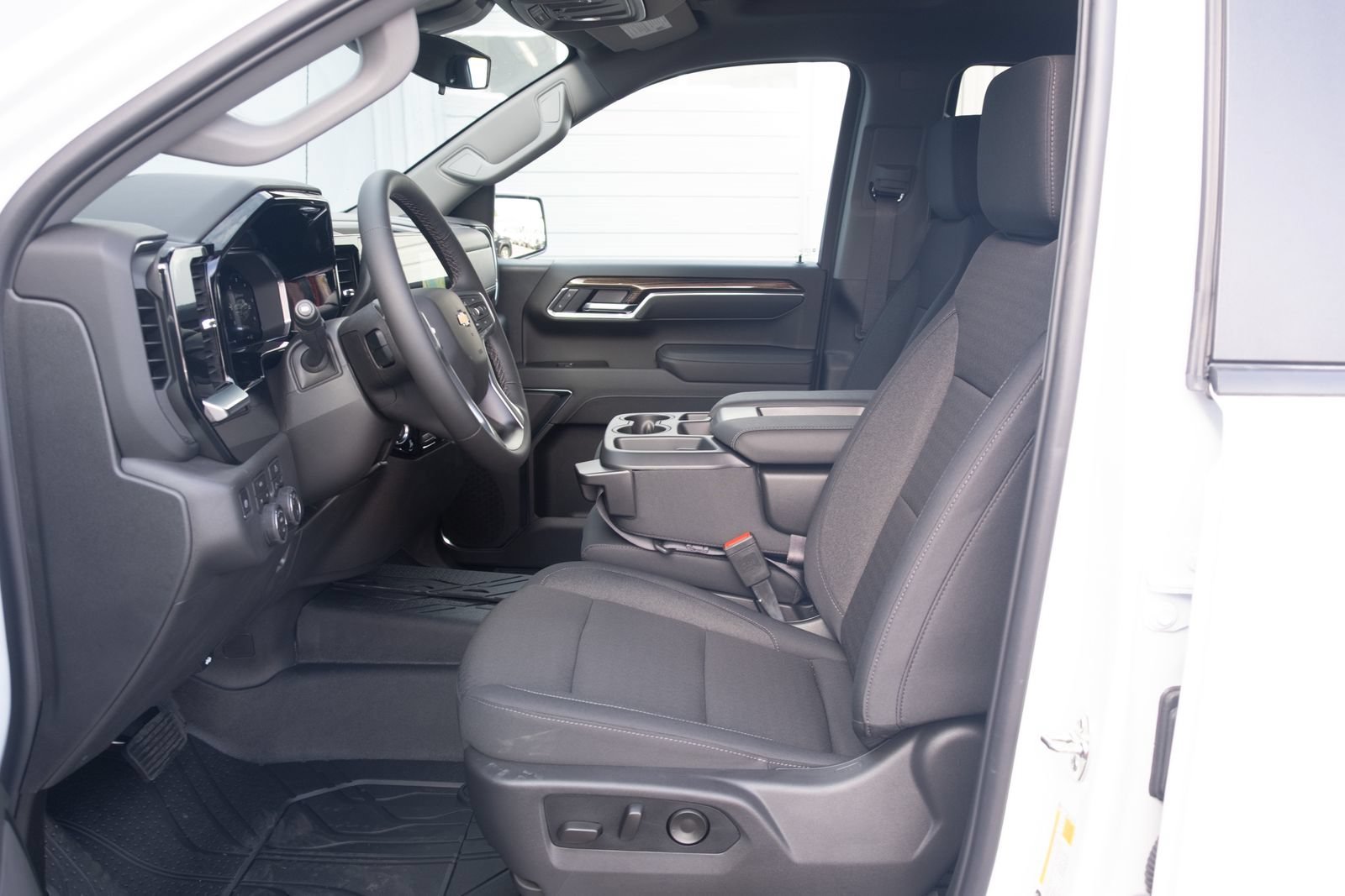2026 Chevrolet Silverado 1500 LT - Photo 11