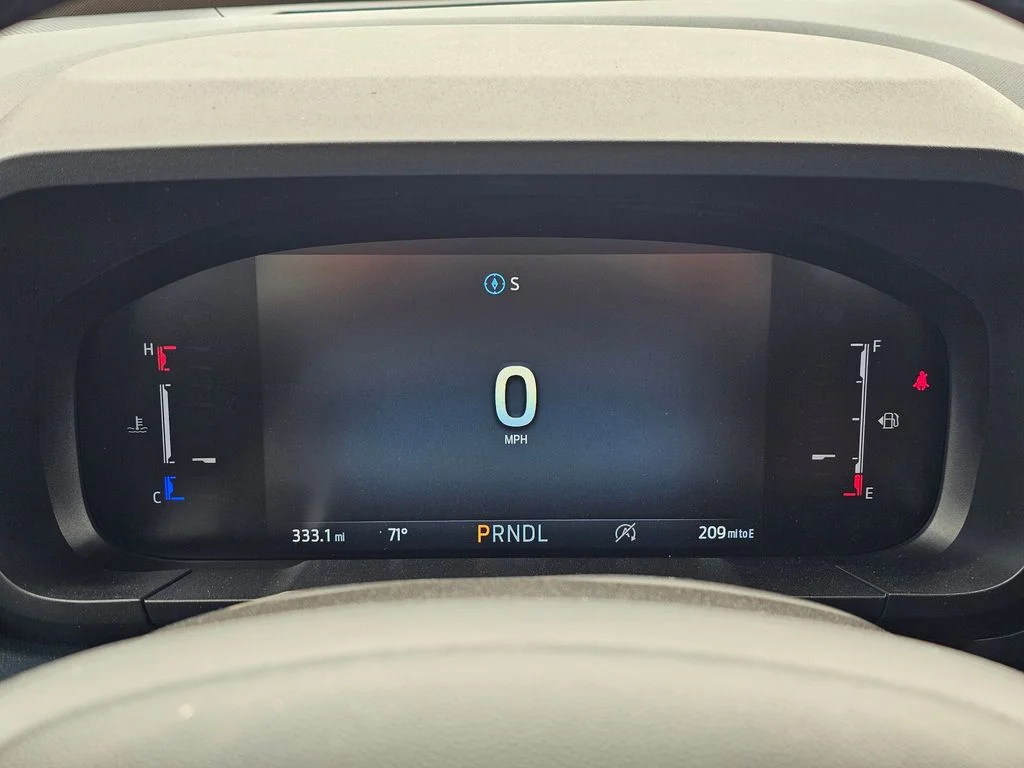 New 2025 Azure Gray Metallic Tri-Coat Ford XLT image 28