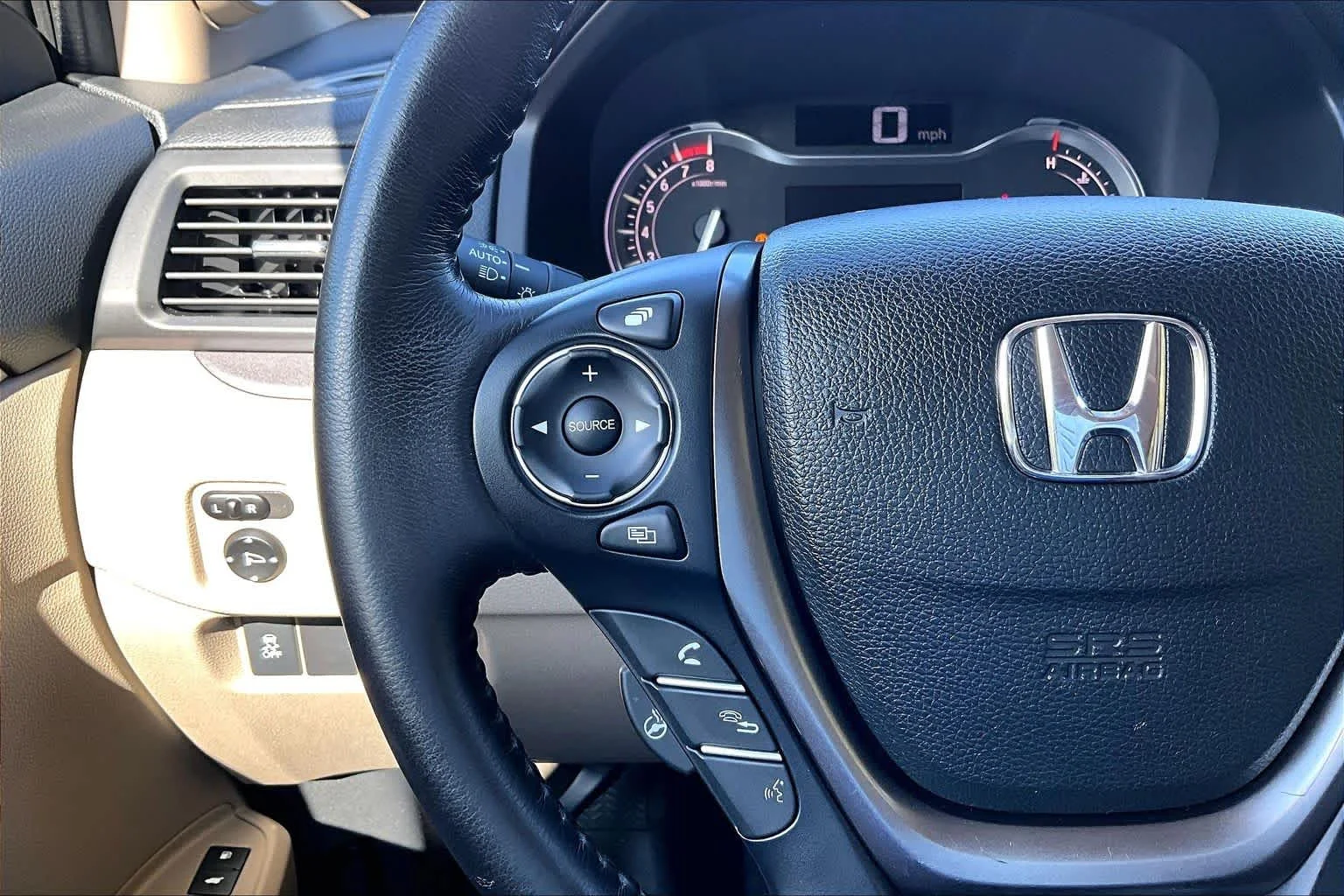 Used 2017 Crystal Black Pearl Honda EX-L image 24