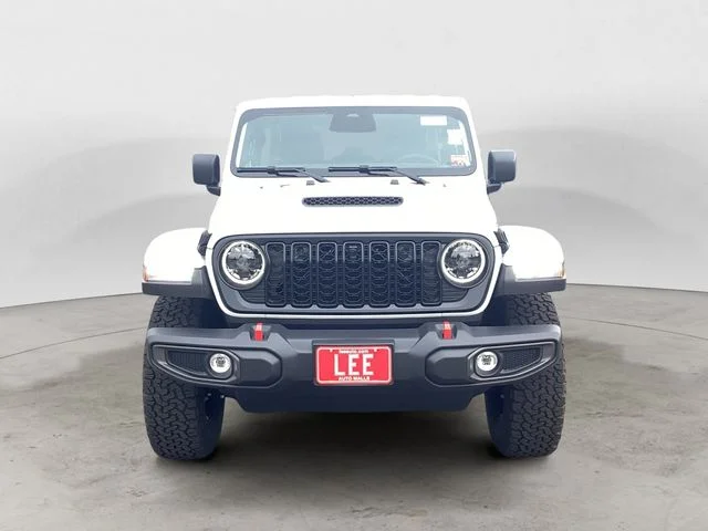 New 2027 Bright White Clearcoat Jeep Rubicon image 9
