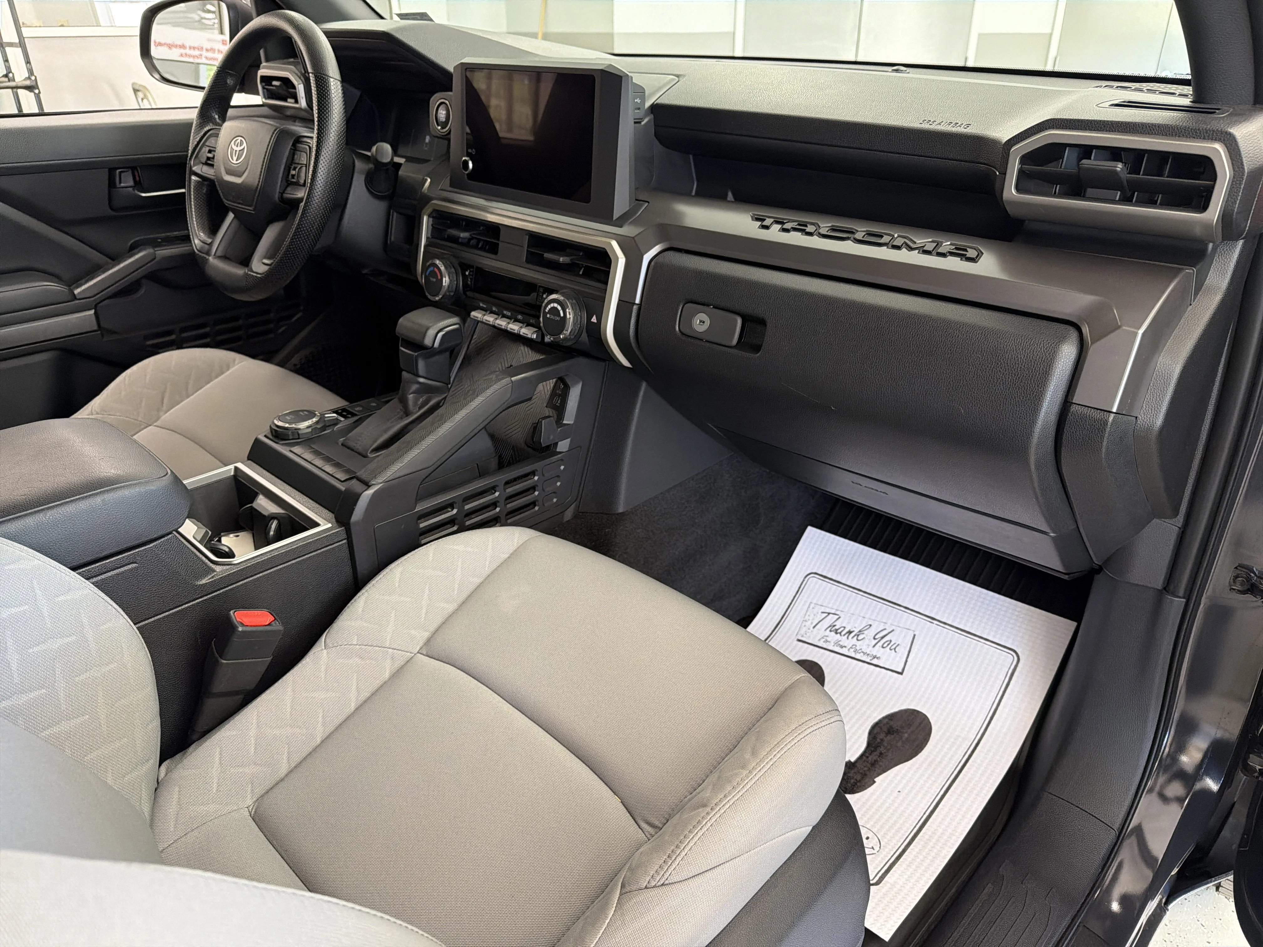 2024 Toyota Tacoma SR5 - Photo 34