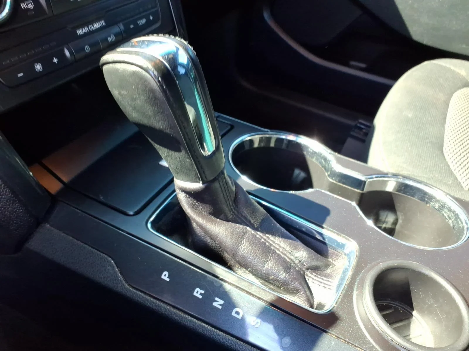 Used 2017 Ingot Silver Ford XLT image 6