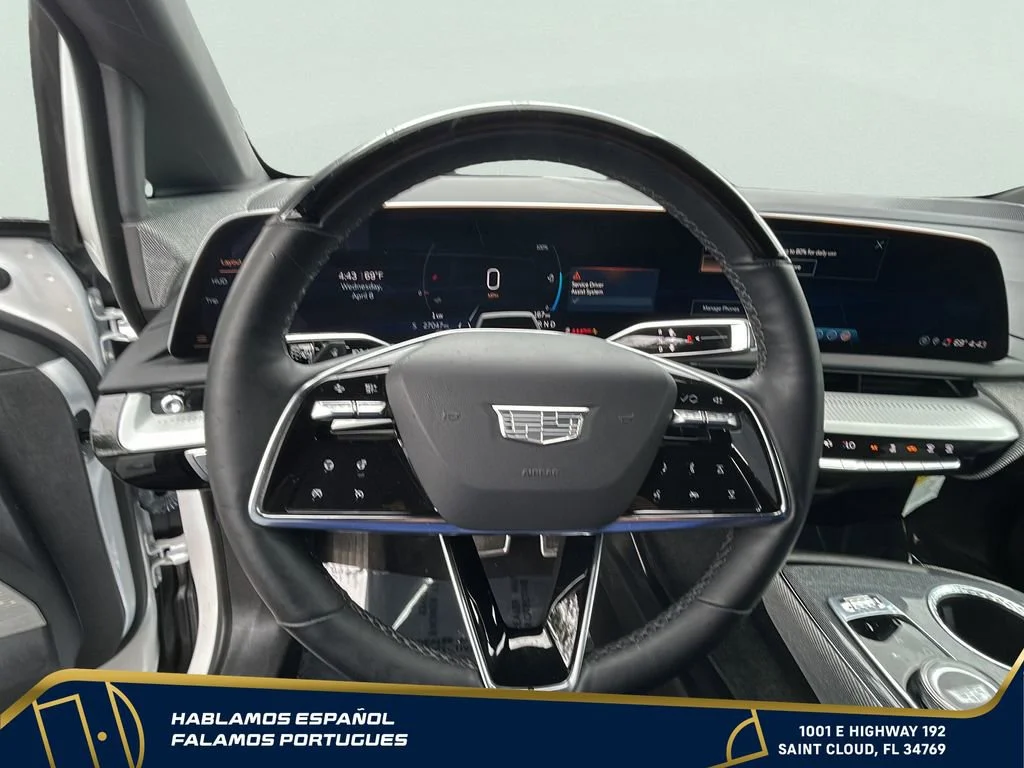 Used 2025 Crystal White Tricoat Cadillac Luxury 2 image 16