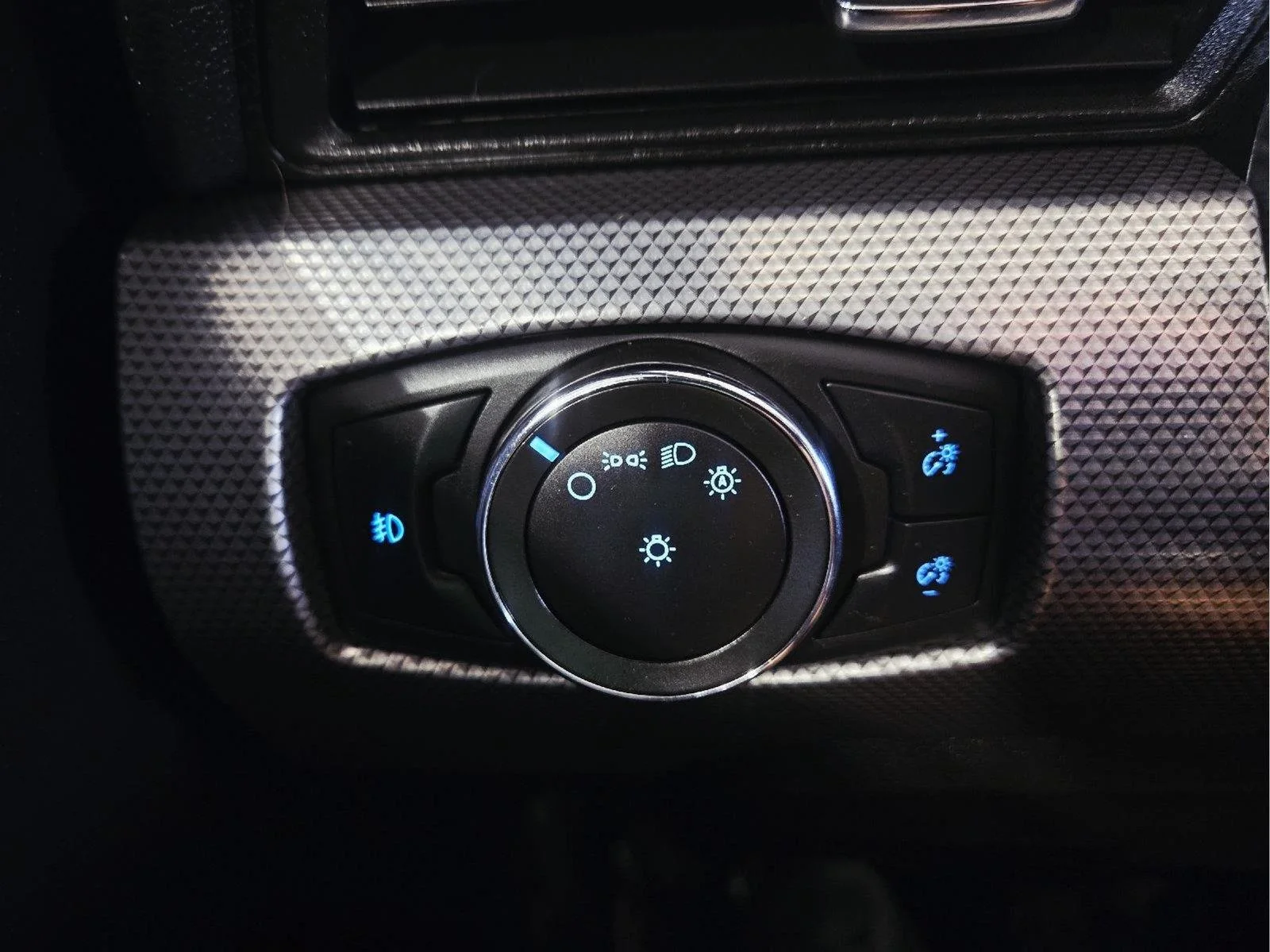 Used 2021 Shadow Black Ford GT image 30