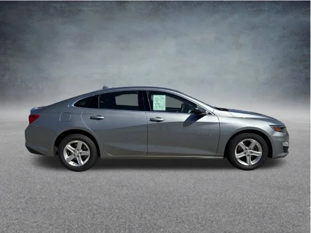 Used 2024 Gray Chevrolet LT image 23
