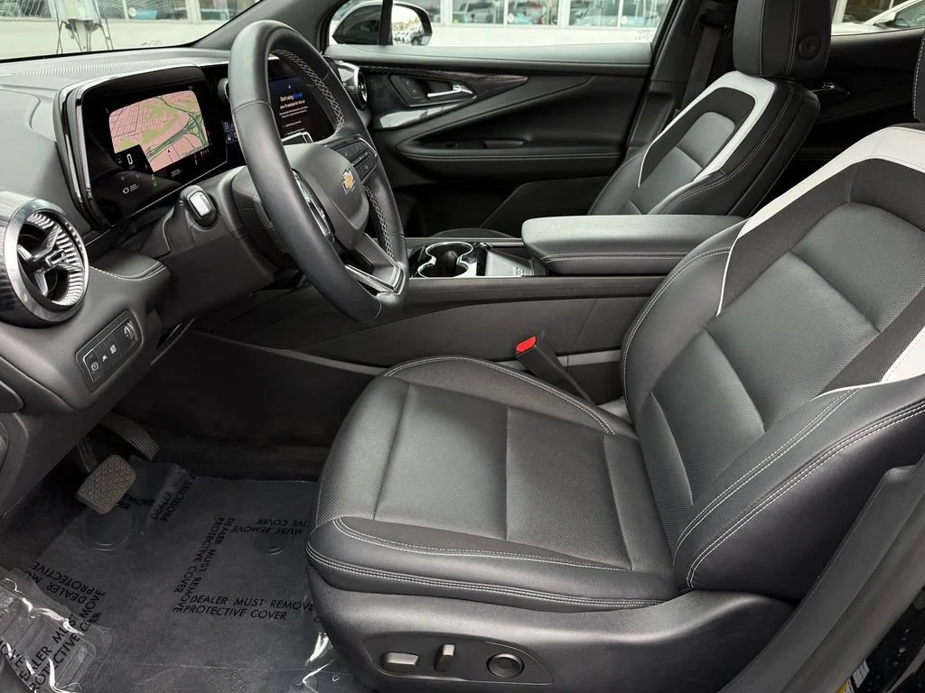 Used 2024 Black Chevrolet LT image 24