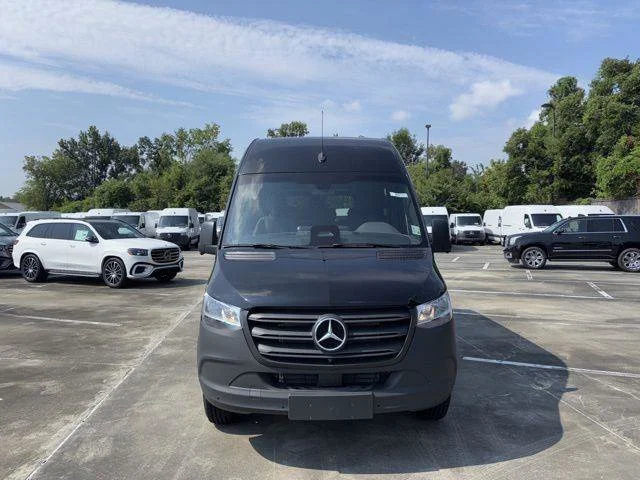 2025 Mercedes-Benz Sprinter 2500 144 WB HO's photo