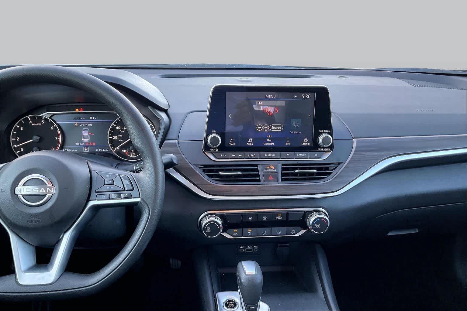 Used 2025 Gun Metallic Nissan SV image 5