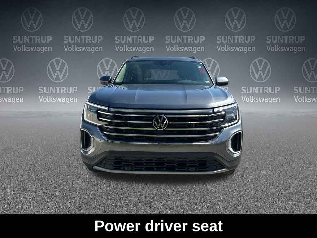 Used 2024 Gray Volkswagen 2.0T SE w/Technology image 14