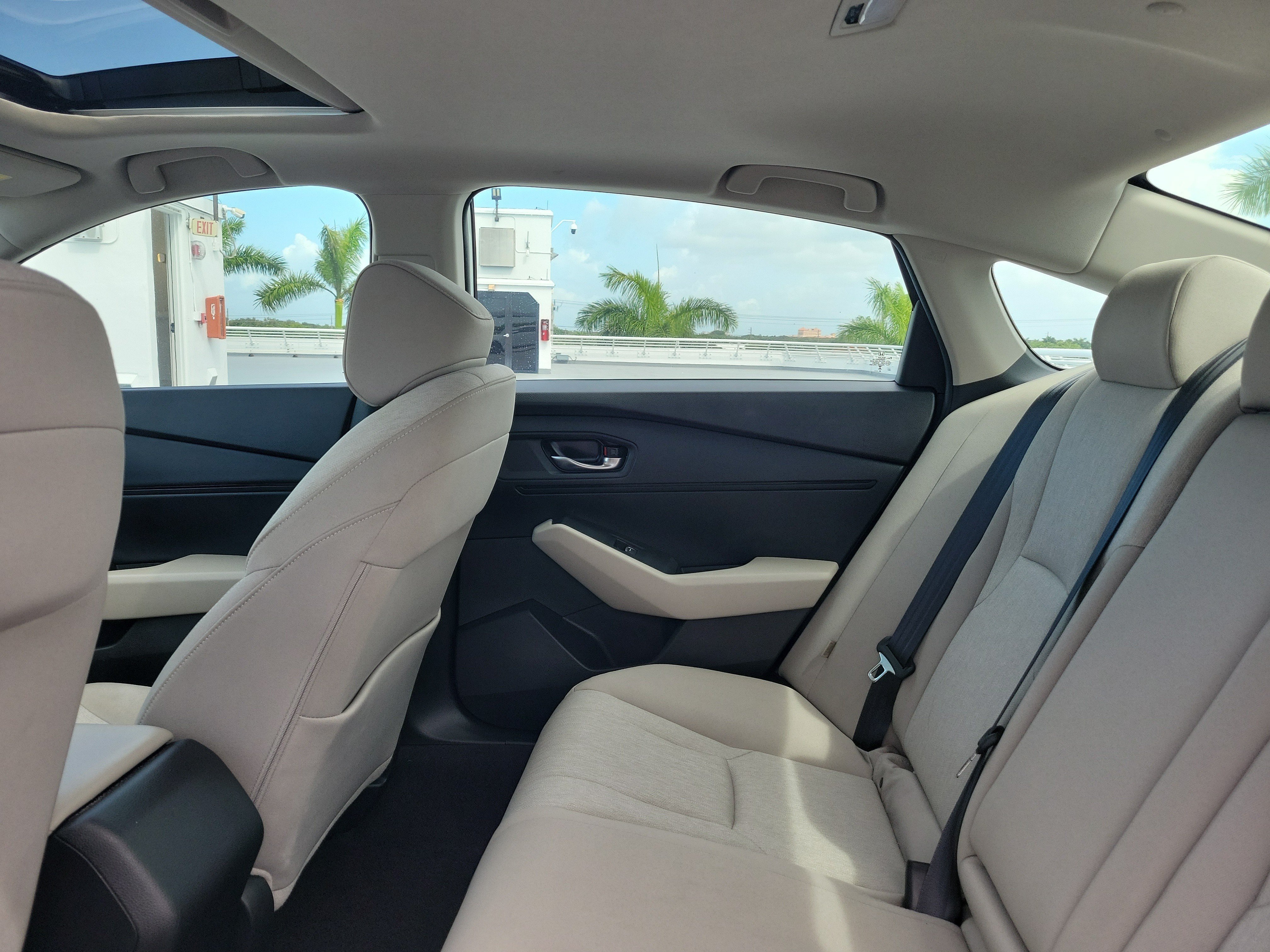 Used 2024 White Honda EX image 12