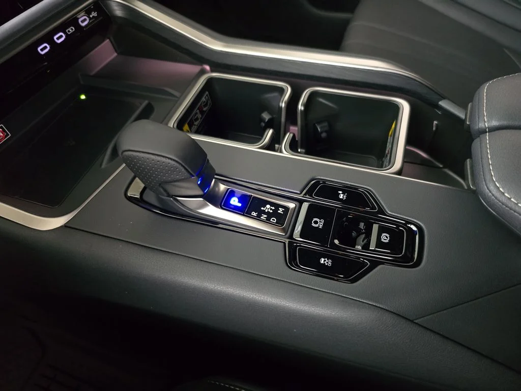 New 2026 Celestial Silver Metallic Lexus F SPORT PERFORMANCE PREMIUM AWD image 23