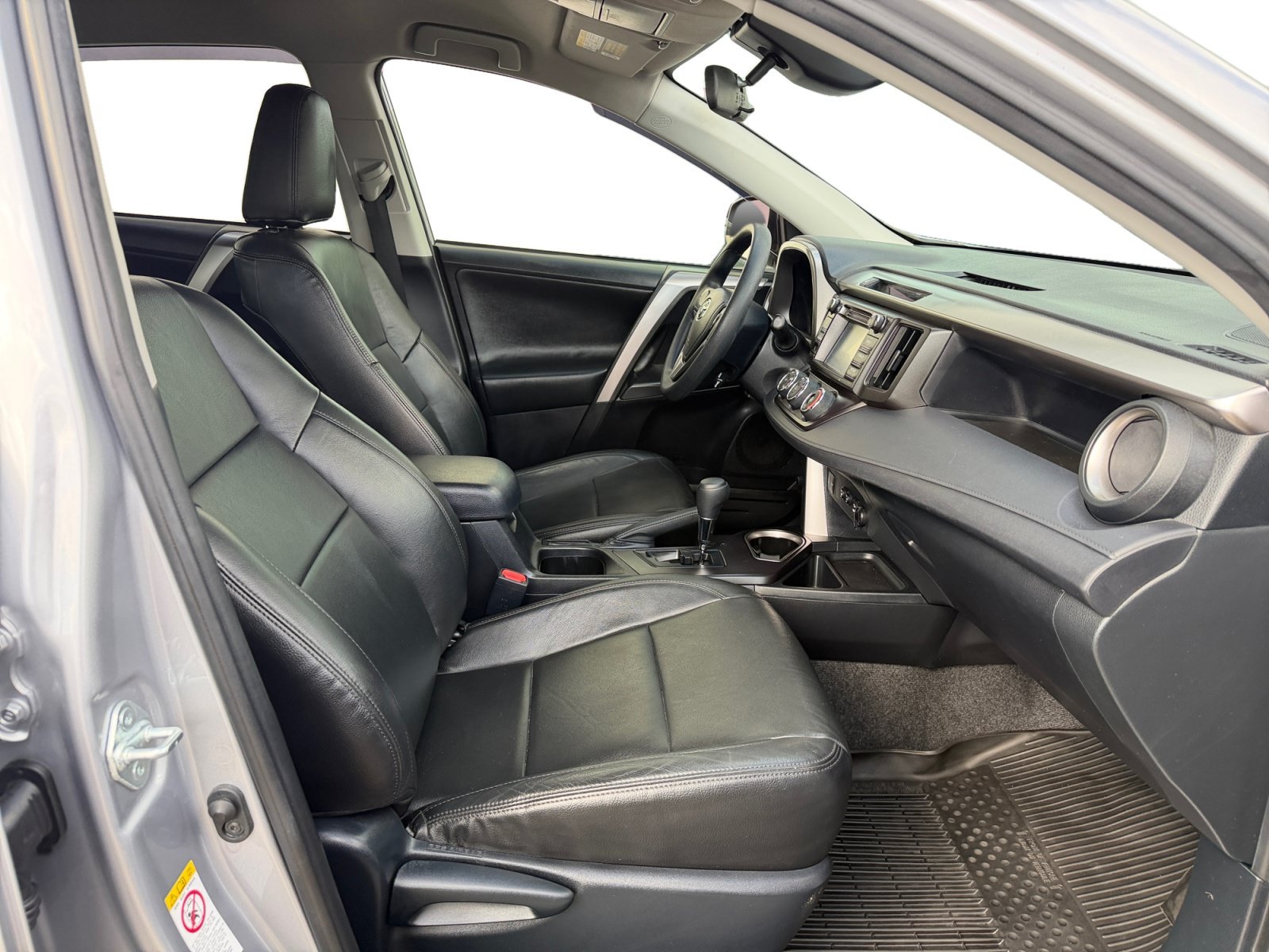 Used 2018 Silver Sky Metallic Toyota LE image 29