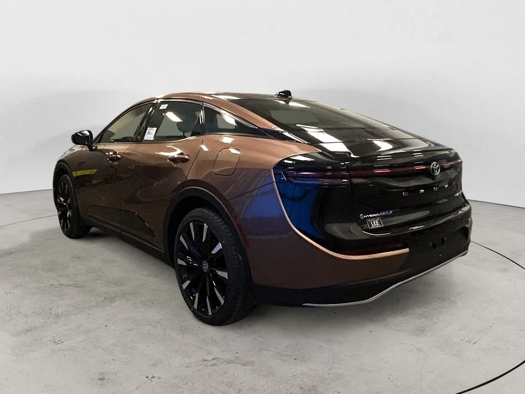 New 2026 Bronze Age with Black bi-tone Toyota Platinum image 3