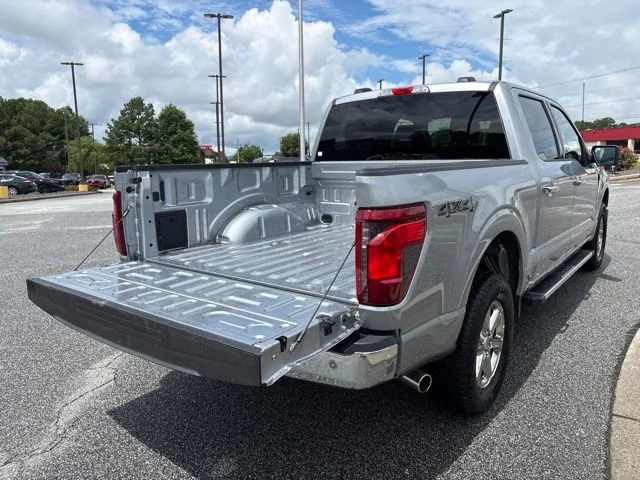 Certified Used 2025 Iconic Silver Metallic Ford XLT image 9