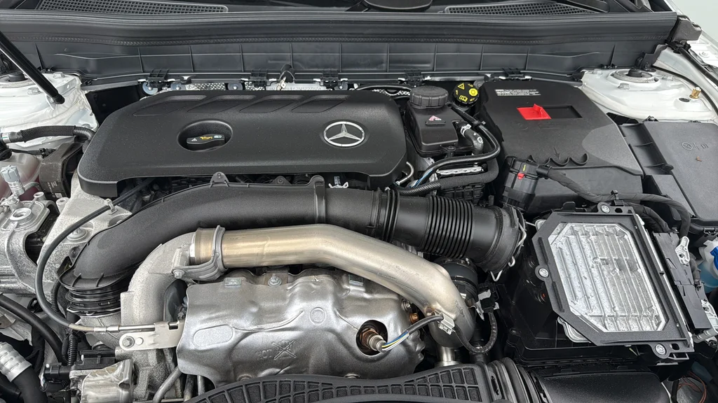 Certified Used 2026 White Mercedes-Benz GLB 250 image 23