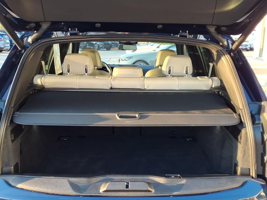 Used 2025 Tanzanite Blue II Metallic BMW xDrive40i image 12