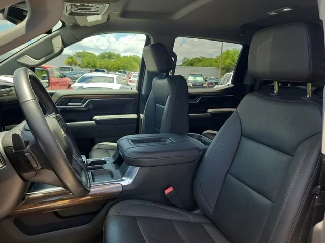 2022 Chevrolet Silverado 1500 LT - Photo 19