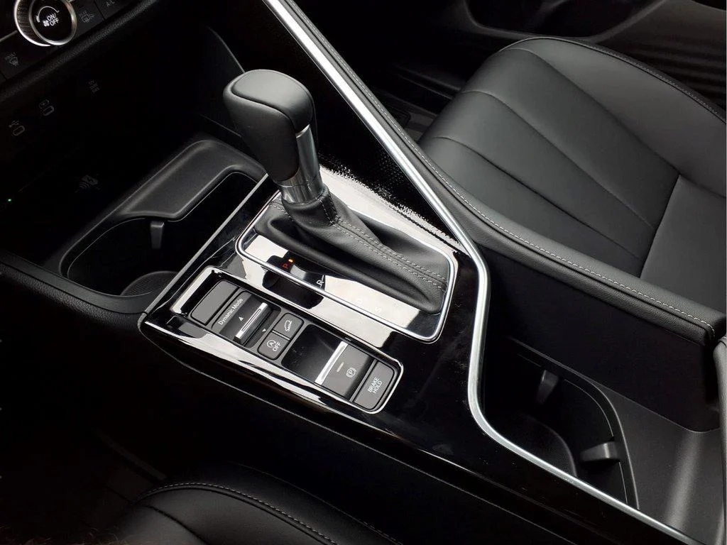 New 2026 Platinum White Pearl Acura FWD image 22