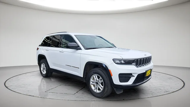 2023 Jeep Grand Cherokee Laredo